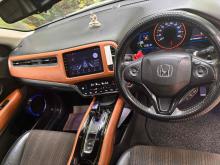 https://riyasewana.com/uploads/honda-vezel-z-322590124181.jpg