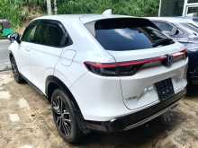 https://riyasewana.com/uploads/honda-vezel-z-372332123.jpg