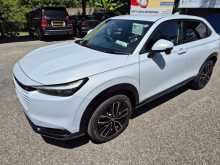 https://riyasewana.com/uploads/honda-vezel-z-41048514783.jpg