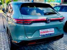 https://riyasewana.com/uploads/honda-vezel-z-4122110393.jpg