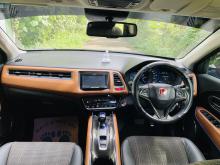 https://riyasewana.com/uploads/honda-vezel-z-414292117715.jpg