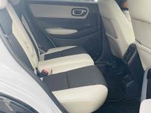 https://riyasewana.com/uploads/honda-vezel-z-416260424901.jpg