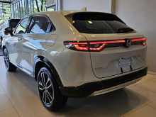 https://riyasewana.com/uploads/honda-vezel-z-4181713982.jpg