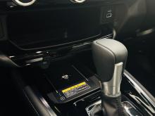 https://riyasewana.com/uploads/honda-vezel-z-418210317725.jpg