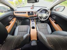 https://riyasewana.com/uploads/honda-vezel-z-41901376274.jpg