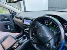 https://riyasewana.com/uploads/honda-vezel-z-419360746.jpg