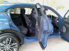 https://riyasewana.com/uploads/honda-vezel-z-4202658264.jpg