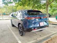https://riyasewana.com/uploads/honda-vezel-z-4202658943.jpg