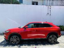 https://riyasewana.com/uploads/honda-vezel-z-512025424603.jpg