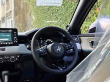 https://riyasewana.com/uploads/honda-vezel-z-512040824591.jpg