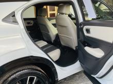https://riyasewana.com/uploads/honda-vezel-z-513132017816.jpg