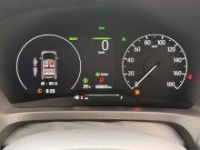https://riyasewana.com/uploads/honda-vezel-z-514152124433.jpg