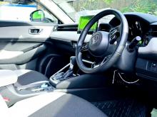 https://riyasewana.com/uploads/honda-vezel-z-517061717715.jpg