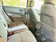 https://riyasewana.com/uploads/honda-vezel-z-523302624471.jpg