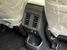 https://riyasewana.com/uploads/honda-vezel-z-57024117726.jpg