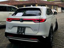 https://riyasewana.com/uploads/honda-vezel-z-57110117823.jpg