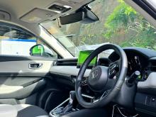https://riyasewana.com/uploads/honda-vezel-z-57110217134.jpg