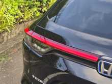 https://riyasewana.com/uploads/honda-vezel-z-58442383.jpg