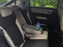 https://riyasewana.com/uploads/honda-vezel-z-584423895.jpg