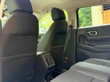 https://riyasewana.com/uploads/honda-vezel-z-59133424653.jpg