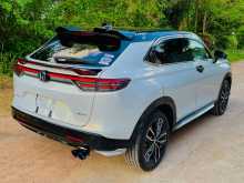 https://riyasewana.com/uploads/honda-vezel-z-61017184263.jpg