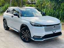 Honda Vezel Z Play Moonroof 2024 SUV