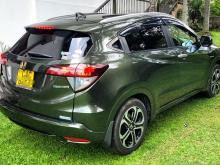 https://riyasewana.com/uploads/honda-vezel-z-61209366106.jpg