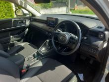 https://riyasewana.com/uploads/honda-vezel-z-614153917035.jpg