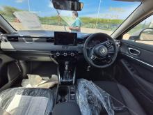 https://riyasewana.com/uploads/honda-vezel-z-614395017975.jpg