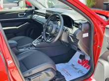 https://riyasewana.com/uploads/honda-vezel-z-615164022543.jpg