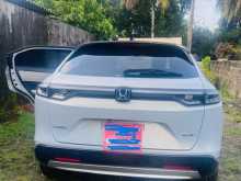 https://riyasewana.com/uploads/honda-vezel-z-6171652652.jpg