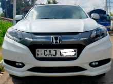 Honda VEZEL Z GRADE BLACK INTERIOR 2015 SUV