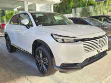 https://riyasewana.com/uploads/honda-vezel-z-61952234032.jpg
