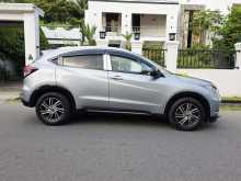 https://riyasewana.com/uploads/honda-vezel-z-62053494213.jpg