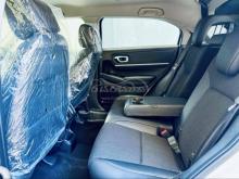 https://riyasewana.com/uploads/honda-vezel-z-68285417656.jpg