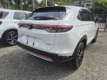 https://riyasewana.com/uploads/honda-vezel-z-6911244163.jpg