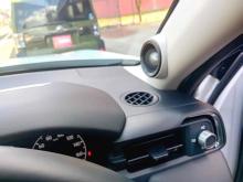 https://riyasewana.com/uploads/honda-vezel-z-710331224623.jpg