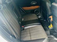 https://riyasewana.com/uploads/honda-vezel-z-710535324072.jpg