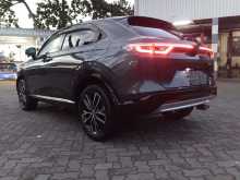 https://riyasewana.com/uploads/honda-vezel-z-71113084422.jpg