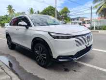 https://riyasewana.com/uploads/honda-vezel-z-711131922643.jpg