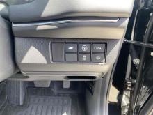 https://riyasewana.com/uploads/honda-vezel-z-711553824773.jpg