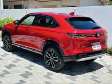 https://riyasewana.com/uploads/honda-vezel-z-721284924481.jpg