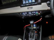 https://riyasewana.com/uploads/honda-vezel-z-76124817685.jpg