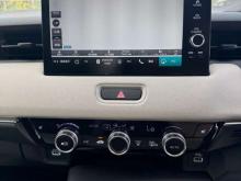 https://riyasewana.com/uploads/honda-vezel-z-7925246154.jpg