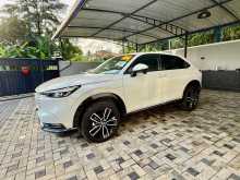 https://riyasewana.com/uploads/honda-vezel-z-8134119233.jpg