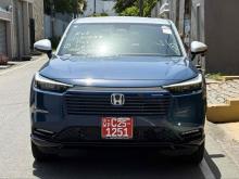 https://riyasewana.com/uploads/honda-vezel-z-814081724252.jpg