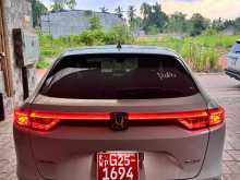 https://riyasewana.com/uploads/honda-vezel-z-816571922053.jpg