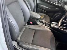 https://riyasewana.com/uploads/honda-vezel-z-816580124062.jpg