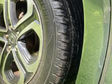 https://riyasewana.com/uploads/honda-vezel-z-821524518006.jpg