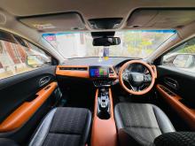 https://riyasewana.com/uploads/honda-vezel-z-88160517855.jpg